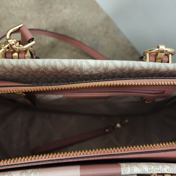 Michael Kors Marilyn Medium Satchel Pink - Picture 3 of 4